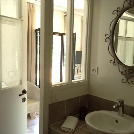 La Grange D'aunis Bed & Breakfast