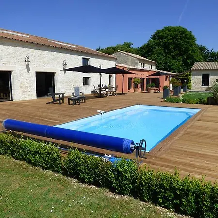 Bed & Breakfast La Grange D'aunis *