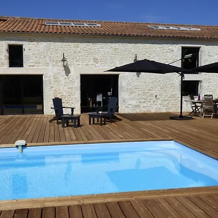 Bed & Breakfast La Grange D'aunis *